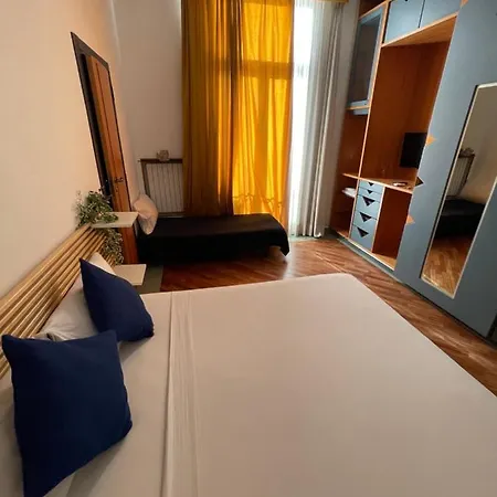 Lanova 21 *